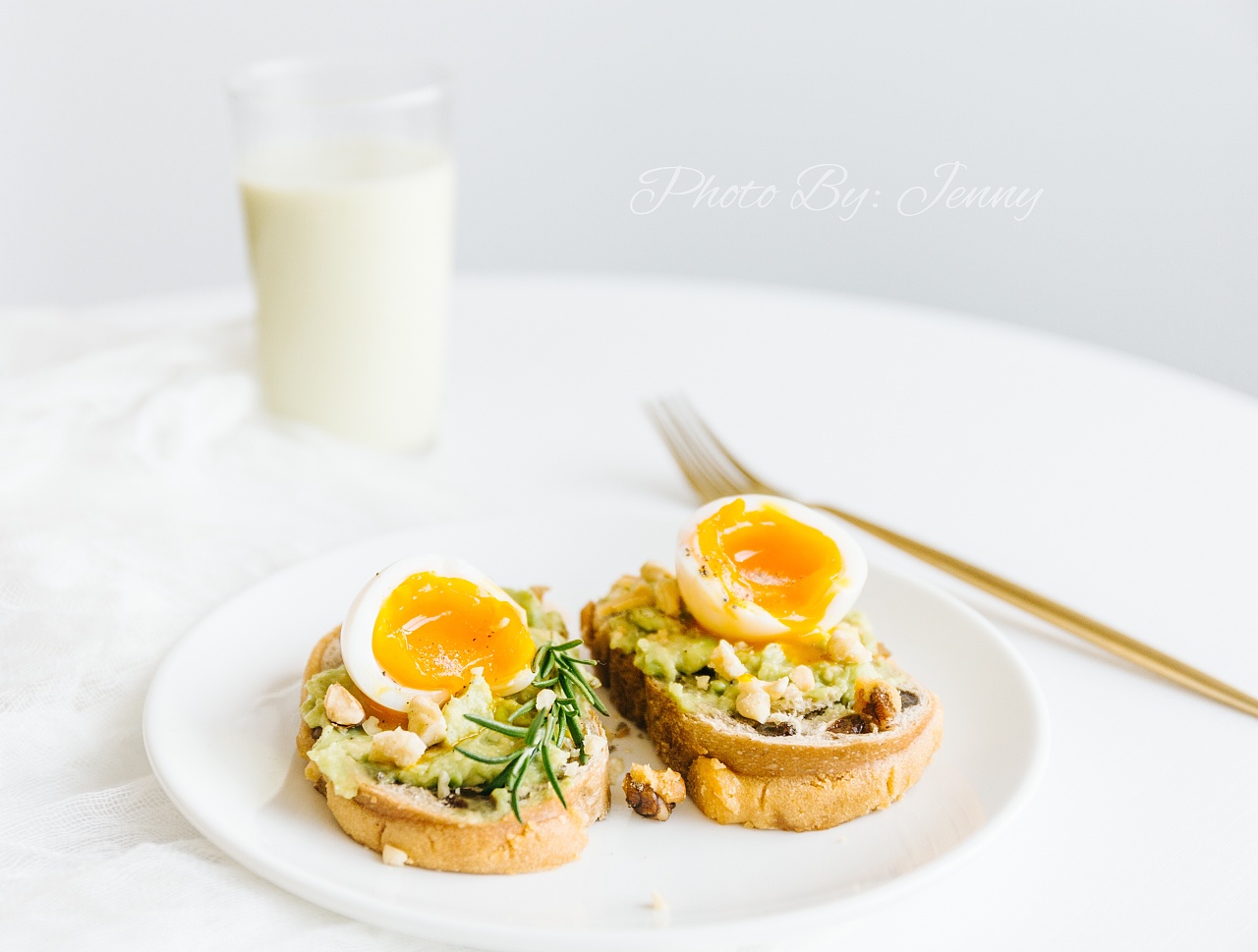 暑期珠海口岸现“入境游”“港澳游”客流双高峰