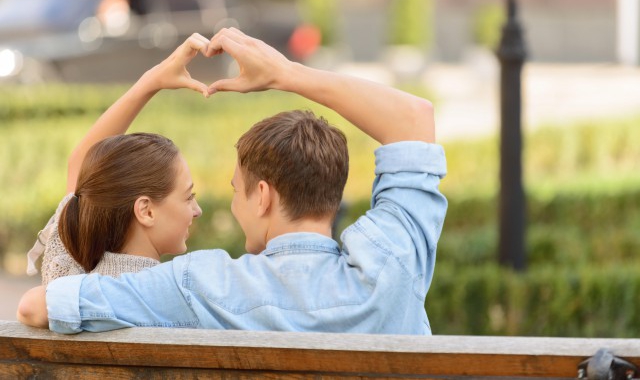 新股前瞻|智能汽车的升温趋势，镁佳股份赴港IPO能否赢得市场关注？