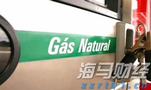 全国夏粮小麦收获进度过半